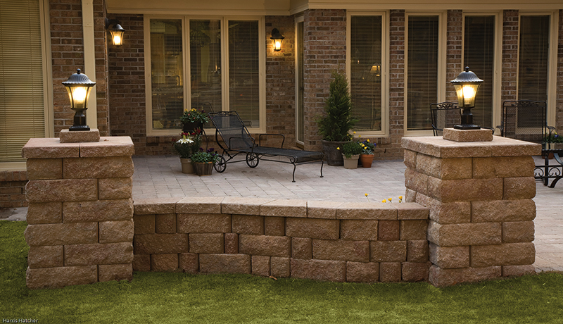 Corners Keystone Hardscapes - How To Cap A Retaining Wall Corner Corners Keystone Hardscapes - How To Cap A Retaining Wall Corner